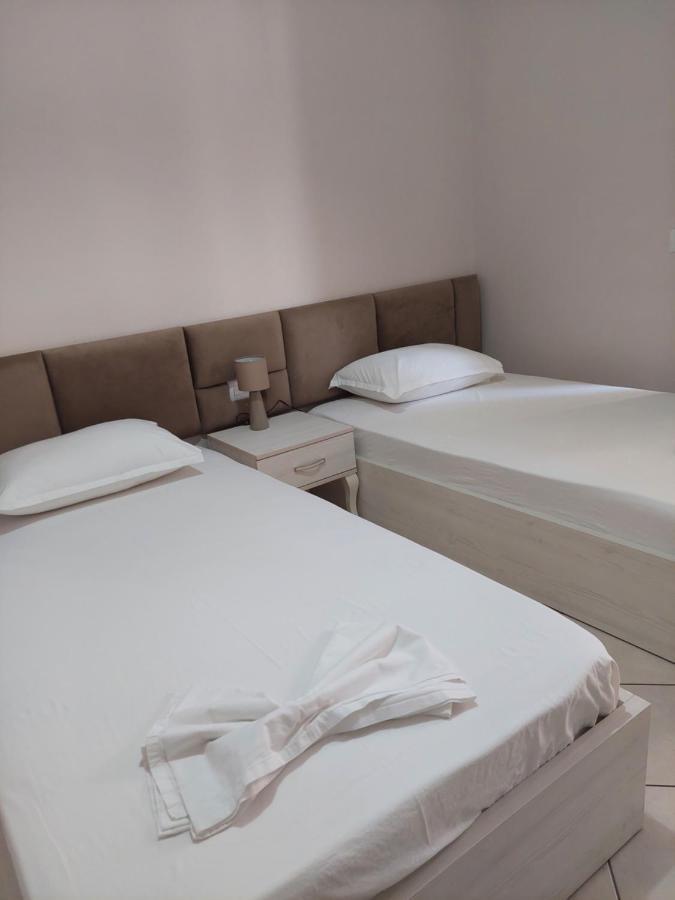 B & D Apartment Sarande Ngoại thất bức ảnh