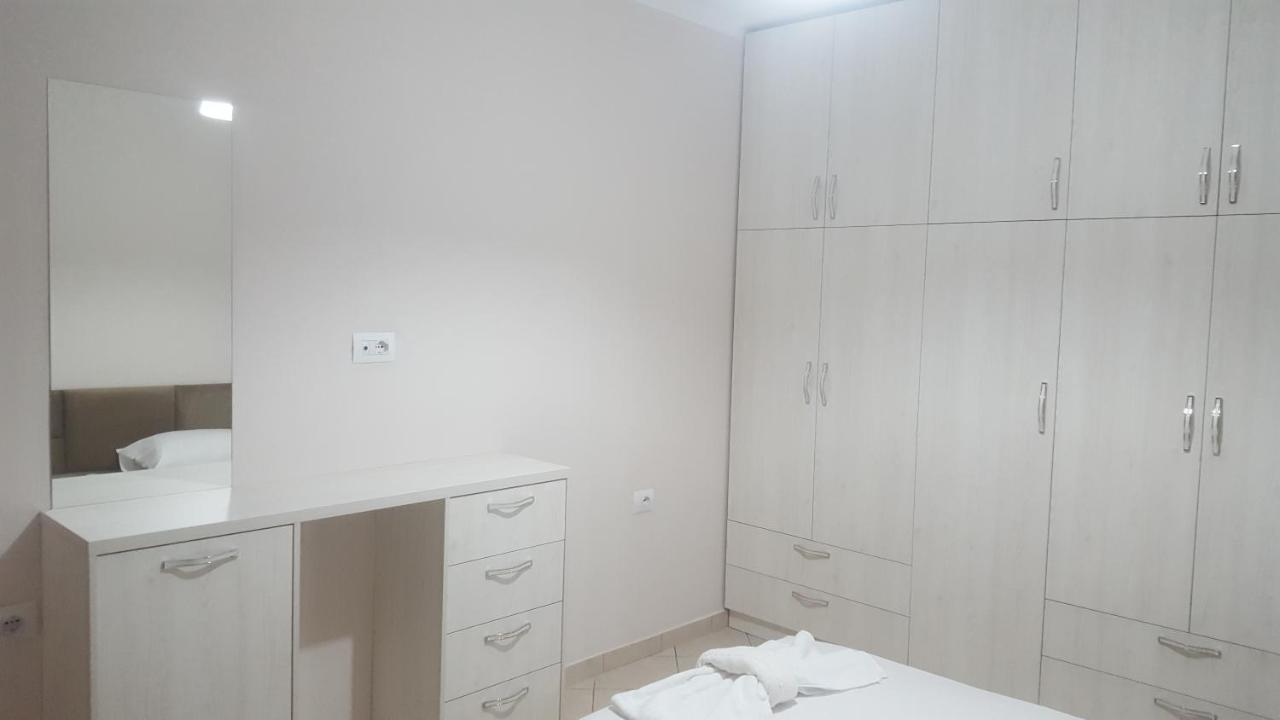 B & D Apartment Sarande Ngoại thất bức ảnh